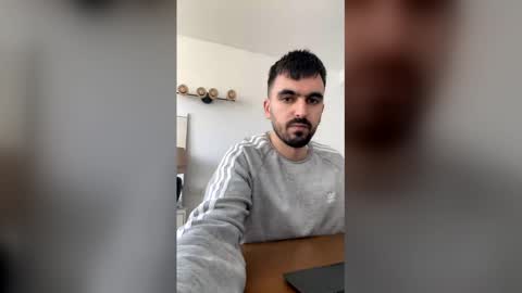 lander920612 online show from 02-18-26, 10:00