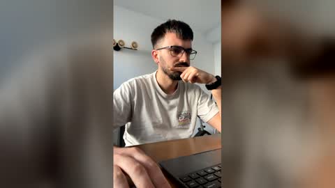 lander920612 online show from 02-26-26, 03:44