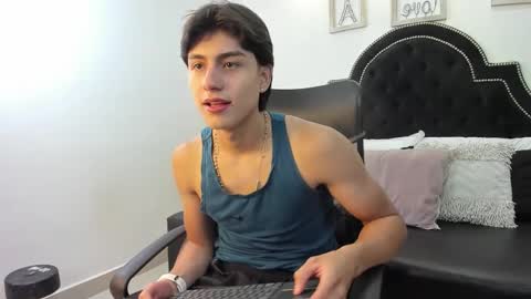 landercruz online show from 10-17-25, 04:37