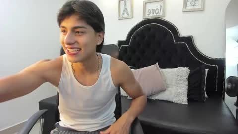 landercruz online show from 10-18-25, 04:04