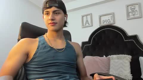 landercruz online show from 10-30-25, 04:36