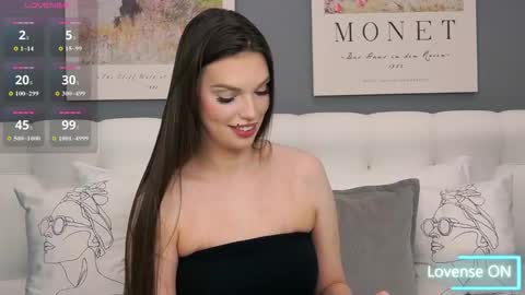 Laneah online show from 11-13-25, 12:09