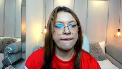 Lanna online show from 12-26-24, 11:54