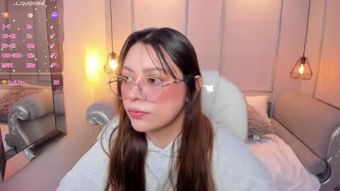 Lanna online show from 10-11-25, 11:42