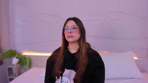 Snapshot of lanna_18_ chatting on 01-16-26, 11:47 Lanna online show from 01-16-26, 11:47