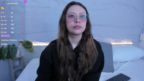 Snapshot of lanna_18_ chatting on 03-09-26, 11:36 Lanna online show from 03-09-26, 11:36