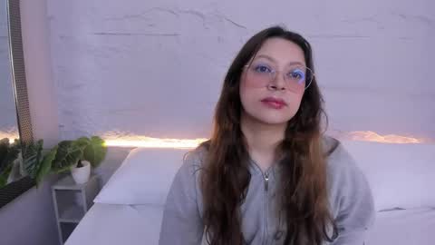Snapshot of lanna_18_ chatting on 03-16-26, 11:47 Lanna online show from 03-16-26, 11:47