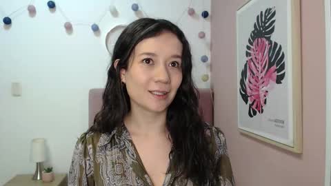 Snapshot of lanna_mills chatting on 11-14-25, 02:05 Lanna online show from 11-14-25, 02:05