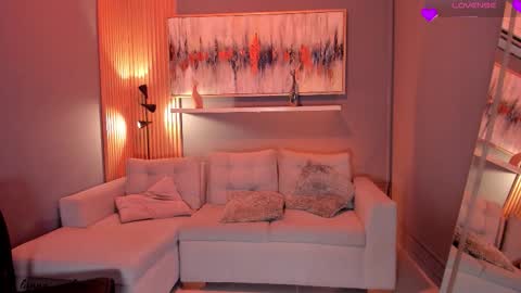 Tiana online show from 10-10-25, 08:19