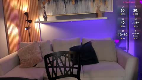 Tiana online show from 10-31-25, 08:10