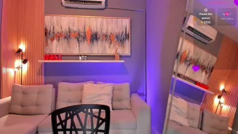 Tiana online show from 11-05-25, 07:47