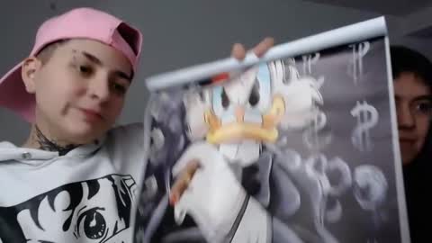 Snapshot of lannie_gonzales chatting on 12-27-24, 01:22 LANNIE online show from 12-27-24, 01:22