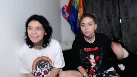 Snapshot of lannie_gonzales chatting on 12-29-24, 12:52 LANNIE online show from 12-29-24, 12:52