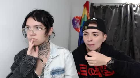 Snapshot of lannie_gonzales chatting on 12-31-24, 02:40 LANNIE online show from 12-31-24, 02:40