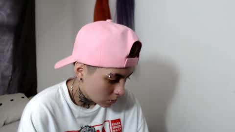 Snapshot of lannie_gonzales chatting on 02-11-25, 04:56 LANNIE online show from 02-11-25, 04:56