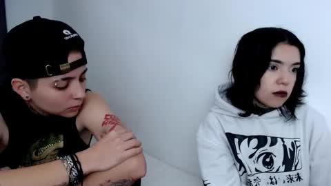 Snapshot of lannie_gonzales chatting on 02-16-25, 05:15 LANNIE online show from 02-16-25, 05:15