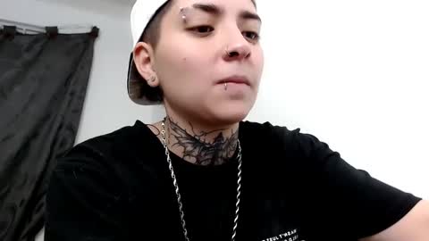 Snapshot of lannie_gonzales chatting on 03-05-25, 12:59 LANNIE online show from 03-05-25, 12:59