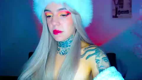 Snapshot of lannie_gonzales chatting on 09-15-25, 04:51 LANNIE online show from 09-15-25, 04:51