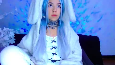 Snapshot of lannie_gonzales chatting on 10-05-25, 02:10 LANNIE online show from 10-05-25, 02:10