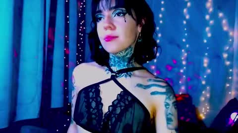 LANNIE   online show from 03-03-26, 05:02