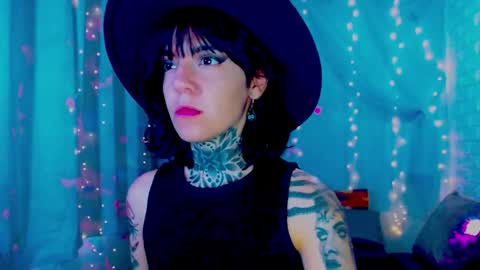 LANNIE   online show from 03-06-26, 01:18