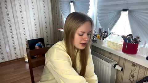 Snapshot of lanniecastellow chatting on 04-02-26, 11:08 Hello My name is Lola online show from 04-02-26, 11:08