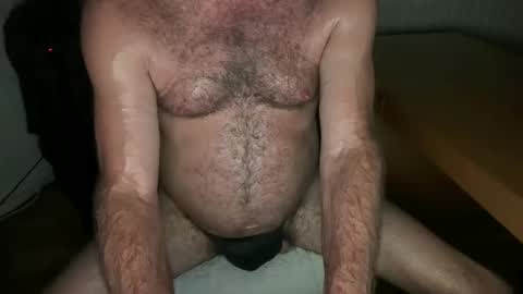 Snapshot of lapleasure chatting on 10-26-25, 05:57 LA Pleasure online show from 10-26-25, 05:57