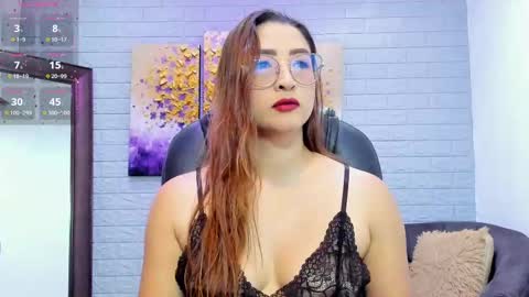      700  200   online show from 10-03-25, 07:33