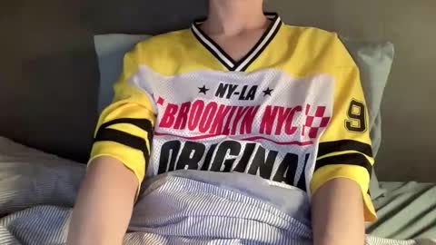 Snapshot of lara_neon chatting on 02-05-26, 02:54 Lara Neon online show from 02-05-26, 02:54