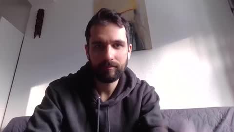 laraaan online show from 01-10-26, 01:35