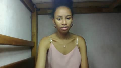 Snapshot of larah98 chatting on 02-15-26, 11:41 larah98 online show from 02-15-26, 11:41