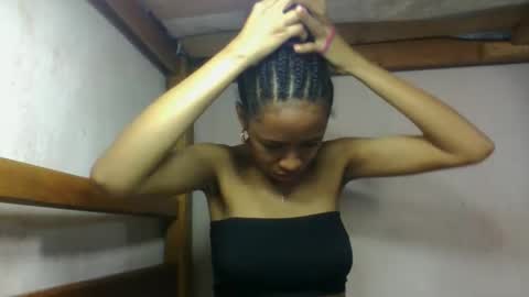 Snapshot of larah98 chatting on 02-22-26, 05:40 larah98 online show from 02-22-26, 05:40