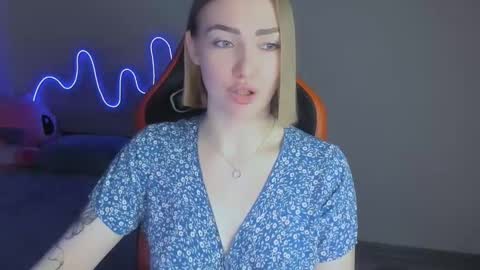 LaraKrein lk online show from 11-29-25, 02:53