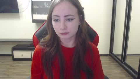 Snapshot of laralianna chatting on 12-22-24, 10:04 Laralianna online show from 12-22-24, 10:04