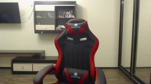 Snapshot of laralianna chatting on 12-23-24, 09:40 Laralianna online show from 12-23-24, 09:40