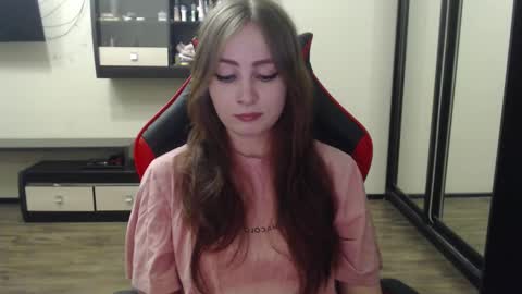 Snapshot of laralianna chatting on 02-22-25, 08:09 Laralianna online show from 02-22-25, 08:09