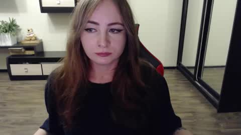 Snapshot of laralianna chatting on 09-20-25, 02:51 Laralianna online show from 09-20-25, 02:51