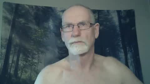 Larbie online show from 12-22-24, 11:54
