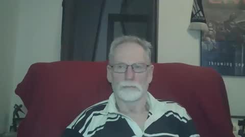 Larbie online show from 09-20-25, 02:01