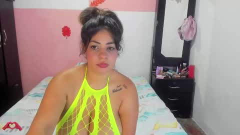 laris_park online show from 10-31-25, 03:18