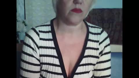 larisaq4ugo24 online show from 09-25-25, 11:58