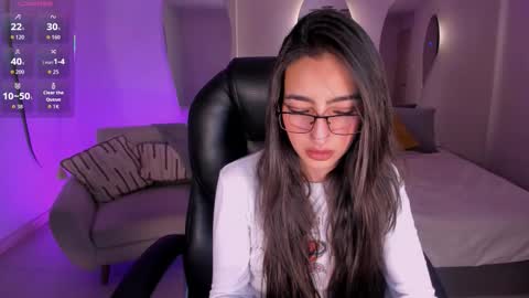 Larisa Smirnov online show from 12-05-25, 03:48