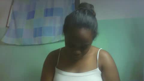 larissa645771 online show from 10-12-25, 08:57