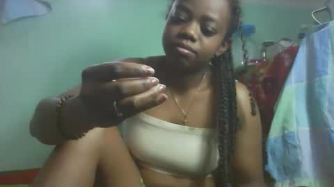 larissa645771 online show from 11-25-25, 07:19