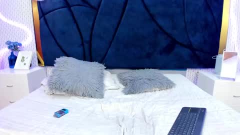 Valentina online show from 03-04-25, 03:48