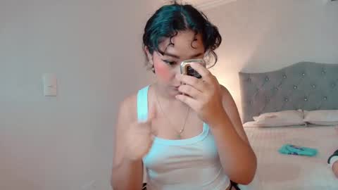 Larissas online show from 10-30-25, 10:21