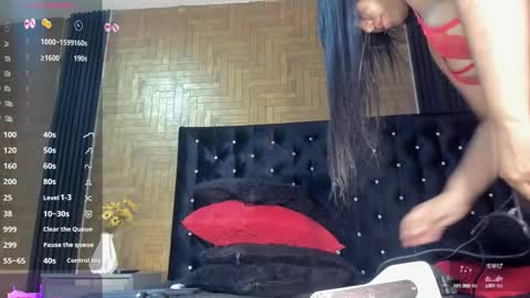       online show from 10-11-25, 08:07