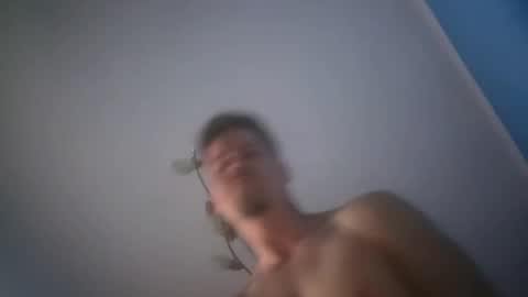 larry009 online show from 01-07-26, 03:42