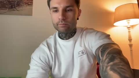 larsskeet online show from 11-21-25, 02:05