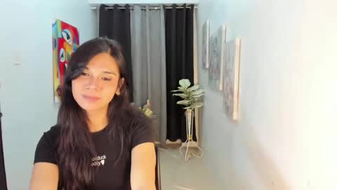 Snapshot of lartvier69xxx chatting on 02-05-26, 09:25 larth online show from 02-05-26, 09:25